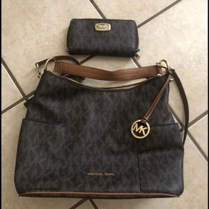 Michael Kors Signature Bag & Matching Wallet